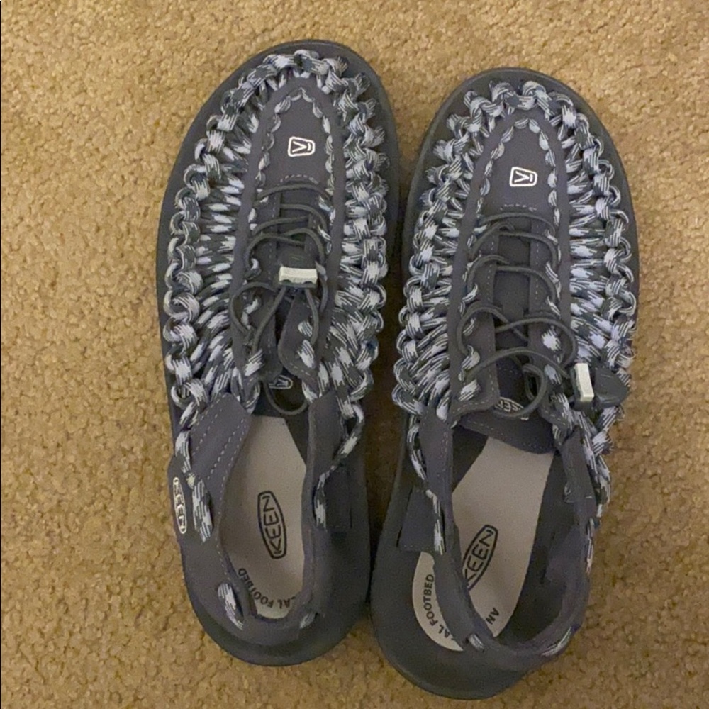 Men’s Uneek Keens